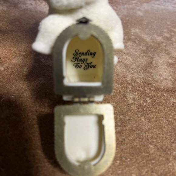 VTG Snow Babies Hugs & Kisses 1999 Hinged Mini Mailbox 2"x3" - Picture 13 of 16